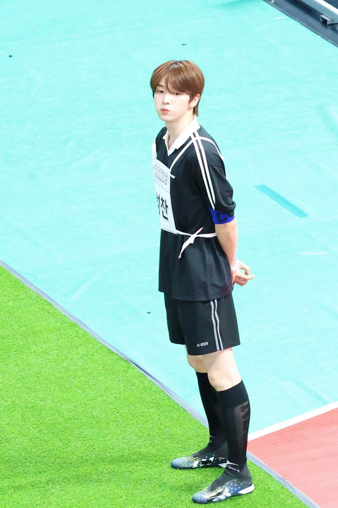 AfterClass0913's tweet photo. 250825 아육대
💚🩵
#성찬 #SUNGCHAN #ソンチャン 
#RIIZE #라이즈 https://t.co/MlocWa50Vd