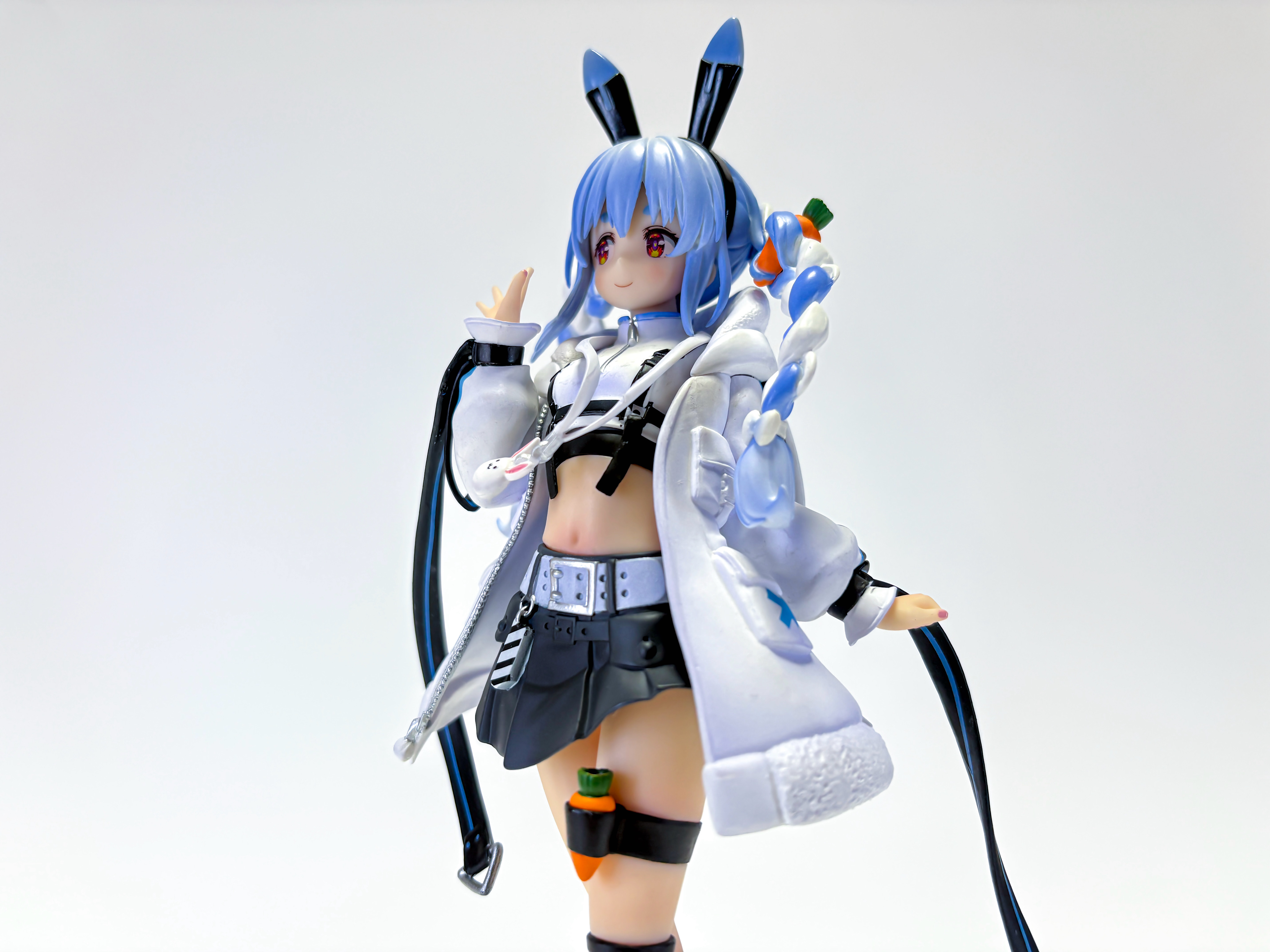K006 一番くじ ホロライブ ～Cyberpunk Style～　兎田ぺこら賞 Amazon.co.jp: 一番くじ ホロライブ Cyberpunk Style 兎田ぺこら