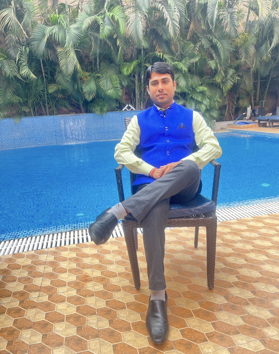 Chandan Sharma (@chandansharmag) on Twitter photo рдмреИрдареЗ рдмреИрдареЗ рдЕрдЪрд╛рдирдХ рд╕реЗ рдпрд╛рдж рдЖрдпрд╛
рддреЗрдЬрд╕реНрд╡реА рдпрд╛рджрд╡ рдмрд┐рд╣рд╛рд░ рдЪреБрдирд╛рд╡ рд╣рд╛рд░ рд░рд╣реЗ рд╣реИ
рдХреНрдпреЛрдВрдХрд┐ рд░рд╛рд╣реБрд▓ рдЧрд╛рдВрдзреА рдЬреИрд╕реЗ рдкрдиреМрддреА рдХрд╛ рд╕рдорд░реНрдерди рд╣реИрдВ
рд░рд╛рд╣реБрд▓ рдЧрд╛рдВрдзреА рдЬрд┐рд╕рдХреЛ рднреА рд╕рдорд░реНрдерди рдХрд┐рдП, рд╡рд╣ рд╣рд╛рд░ рдЧрдПрдВ рдмреИрдареЗ рдмреИрдареЗ рдЕрдЪрд╛рдирдХ рд╕реЗ рдпрд╛рдж рдЖрдпрд╛
рддреЗрдЬрд╕реНрд╡реА рдпрд╛рджрд╡ рдмрд┐рд╣рд╛рд░ рдЪреБрдирд╛рд╡ рд╣рд╛рд░ рд░рд╣реЗ рд╣реИ
рдХреНрдпреЛрдВрдХрд┐ рд░рд╛рд╣реБрд▓ рдЧрд╛рдВрдзреА рдЬреИрд╕реЗ рдкрдиреМрддреА рдХрд╛ рд╕рдорд░реНрдерди рд╣реИрдВ
рд░рд╛рд╣реБрд▓ рдЧрд╛рдВрдзреА рдЬрд┐рд╕рдХреЛ рднреА рд╕рдорд░реНрдерди рдХрд┐рдП, рд╡рд╣ рд╣рд╛рд░ рдЧрдПрдВ