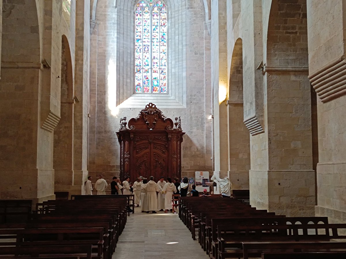 🔍 La relíquia del monestir | Escape room en família 🕵️‍♀️🏰

📅 Diumenge, 31 d’agost · 12 h
📍 Reial Monestir de Santes Creus

Enigmes, misteris i història per descobrir en equip!
🎟️ Adults 4 € / 8-16 anys 2 € / <8 gratis (entrada inclosa)