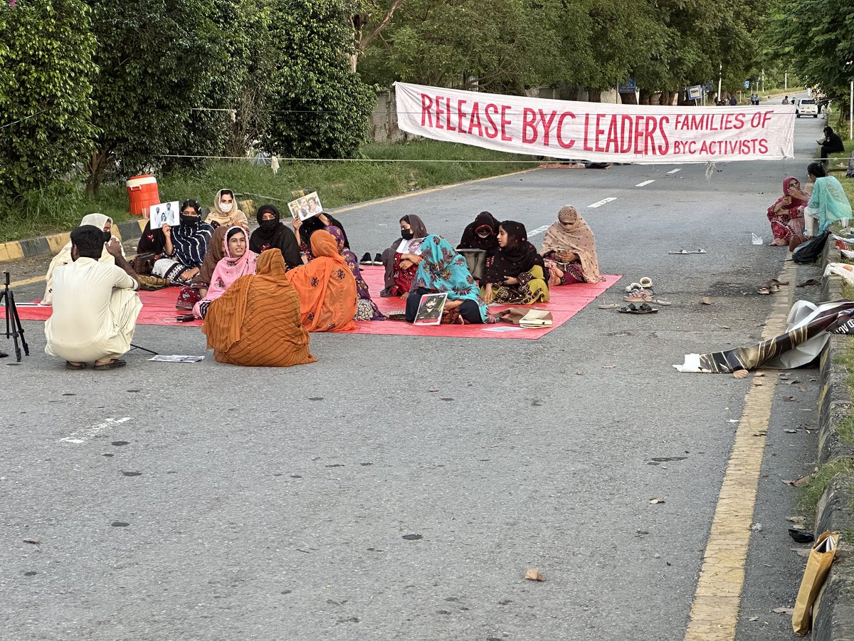 AsadAToor's tweet image. 🚨🚨#BREAKING: Day 41, sit in of Baloch missing persons families continue in #Islamabad.