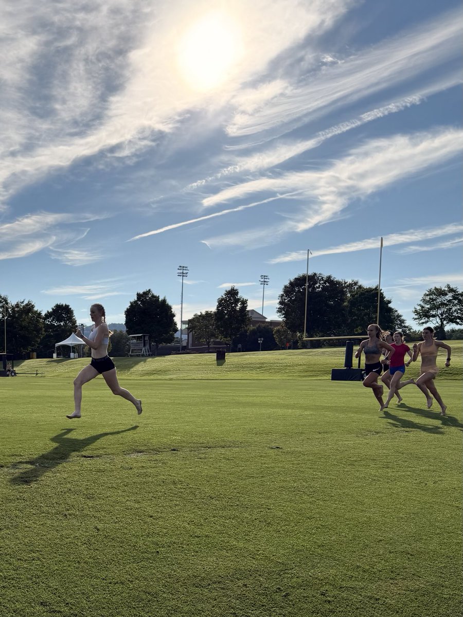RITA GARY (@rgary2) on Twitter photo Nice little morning with the GANG 🤗
#wearesoback #Furman #girlgang #FU #FUXC #development #investinexcellence Nice little morning with the GANG 🤗
#wearesoback #Furman #girlgang #FU #FUXC #development #investinexcellence