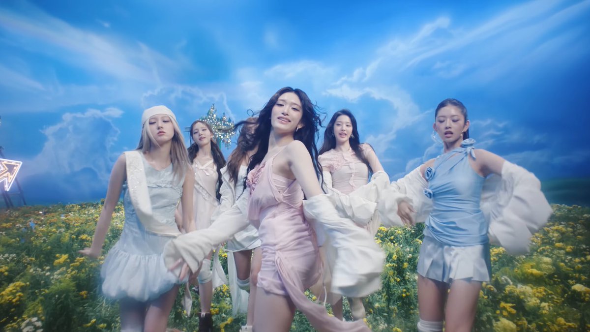 eunerrot's tweet image. meudeus eu tô maravilhada.

IVE SECRET OUT NOW
#XOXZ #IVE_SECRET