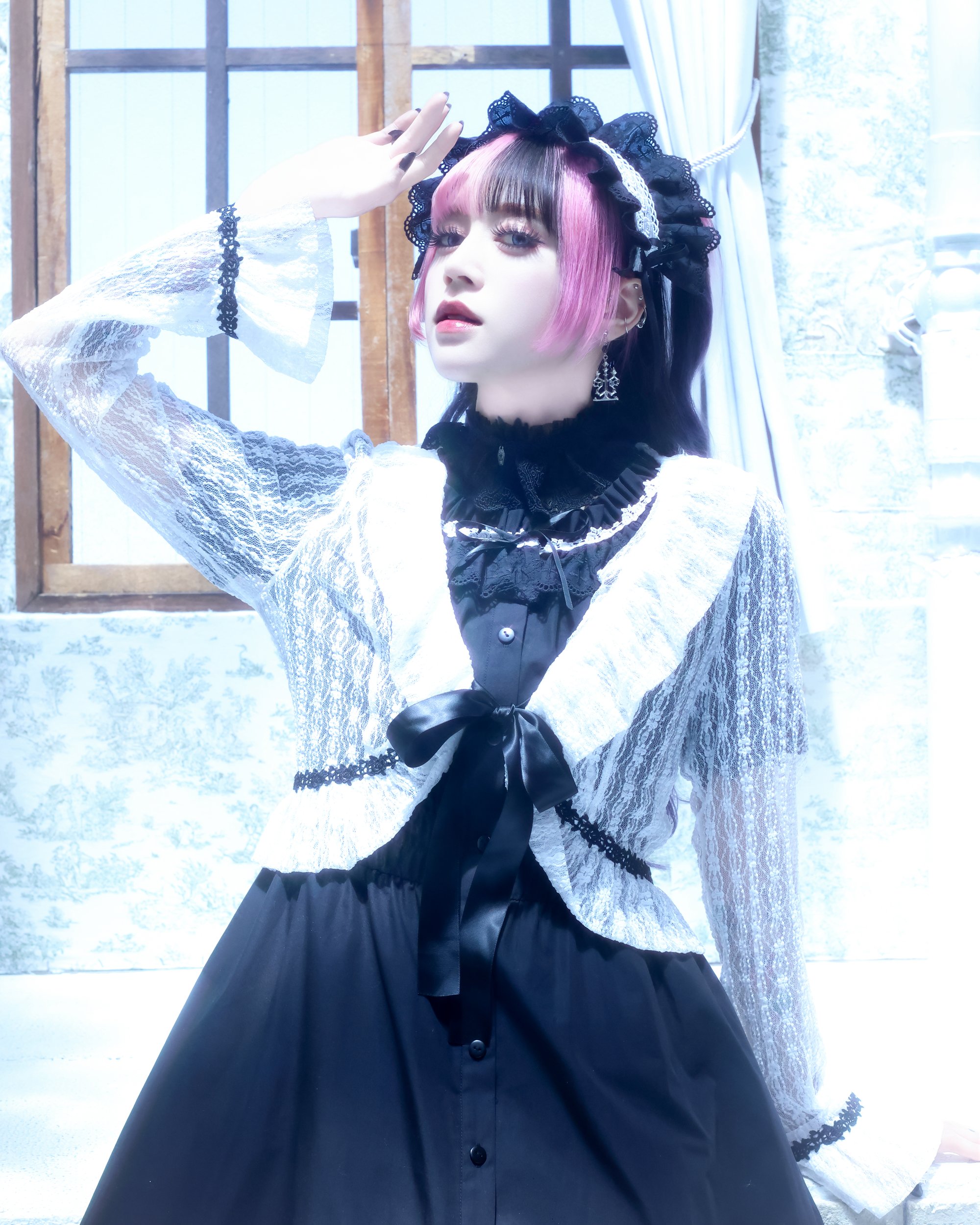 Moi-meme-Moitie コフィンレースカットソーボレロ 黒×青 Moi-meme-Moitie コフィンレースカットソーボレロ 黒×青 Moi
