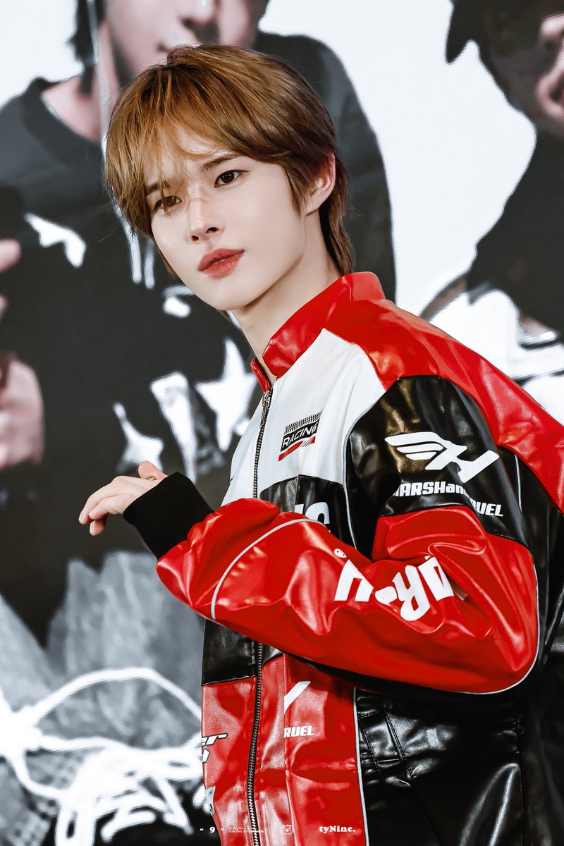 9tyNine_lkm's tweet photo. 250824  |  베이징 이즈위

🏁🏁

#TWS #투어스 #トゥアス #247WithUs
#KYUNGMIN #경민 #ギョンミン https://t.co/fLYZqPyVfE