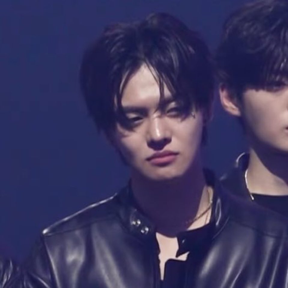 I’m actually losing it right now… seeing Leo still in tears, looking like he can’t even believe what’s happening—how could you all let it get this far? The way he’s being treated is just cruel. Do you realize how much he’s hurting?

If you really care, VOTE P02 LEO++