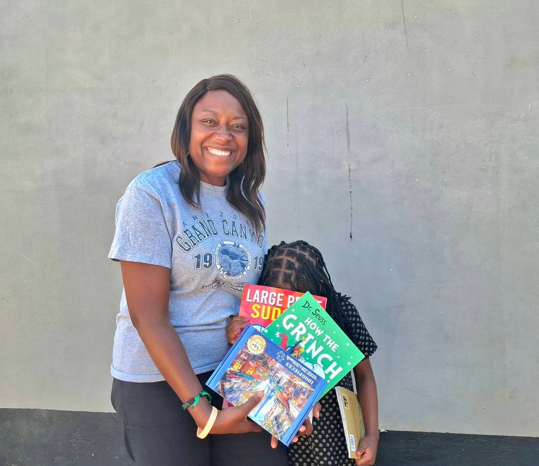 Natubelenge's tweet image. Last week, we received a lovely donation of books and games from a mother–daughter duo. On behalf of all of us at Natubelenge Children’s Library, thank you so much for your support! 
Did you know we also accept new and gently used book donations?
#LibrariesForAll 
#Lusaka 
#NCL