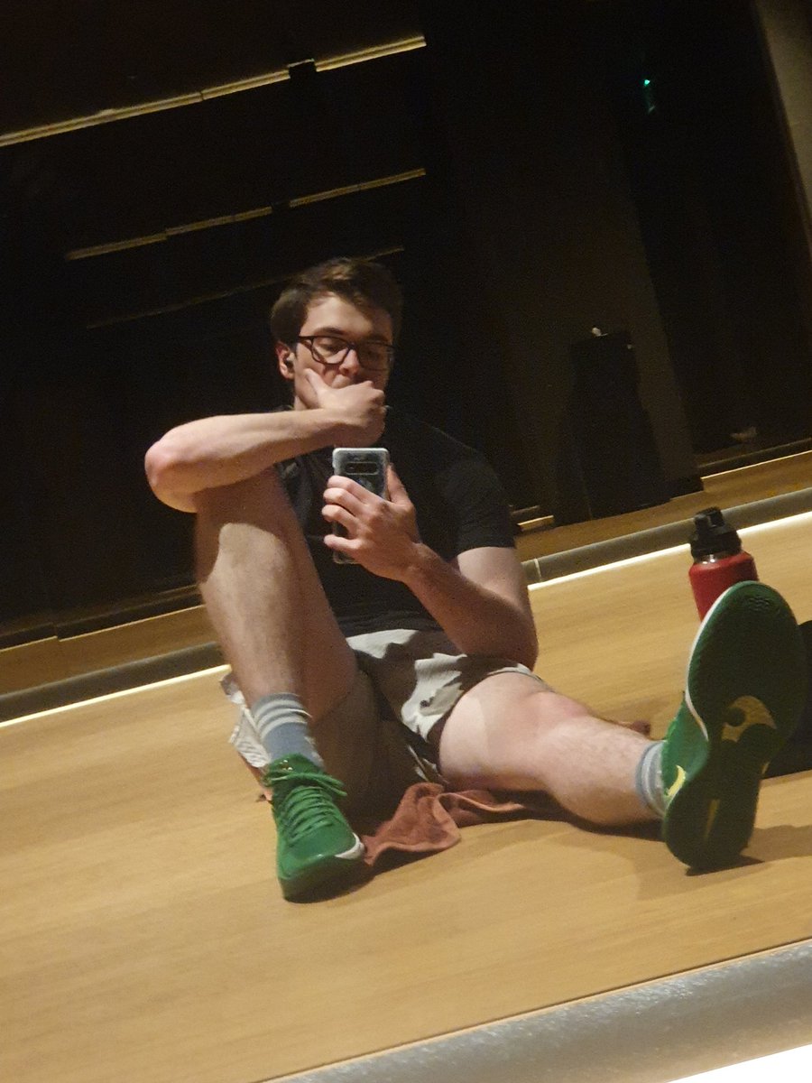 Lackssbm's tweet photo. Only come here to make the women uncomfortable tbh https://t.co/Ua6Xv4zW02