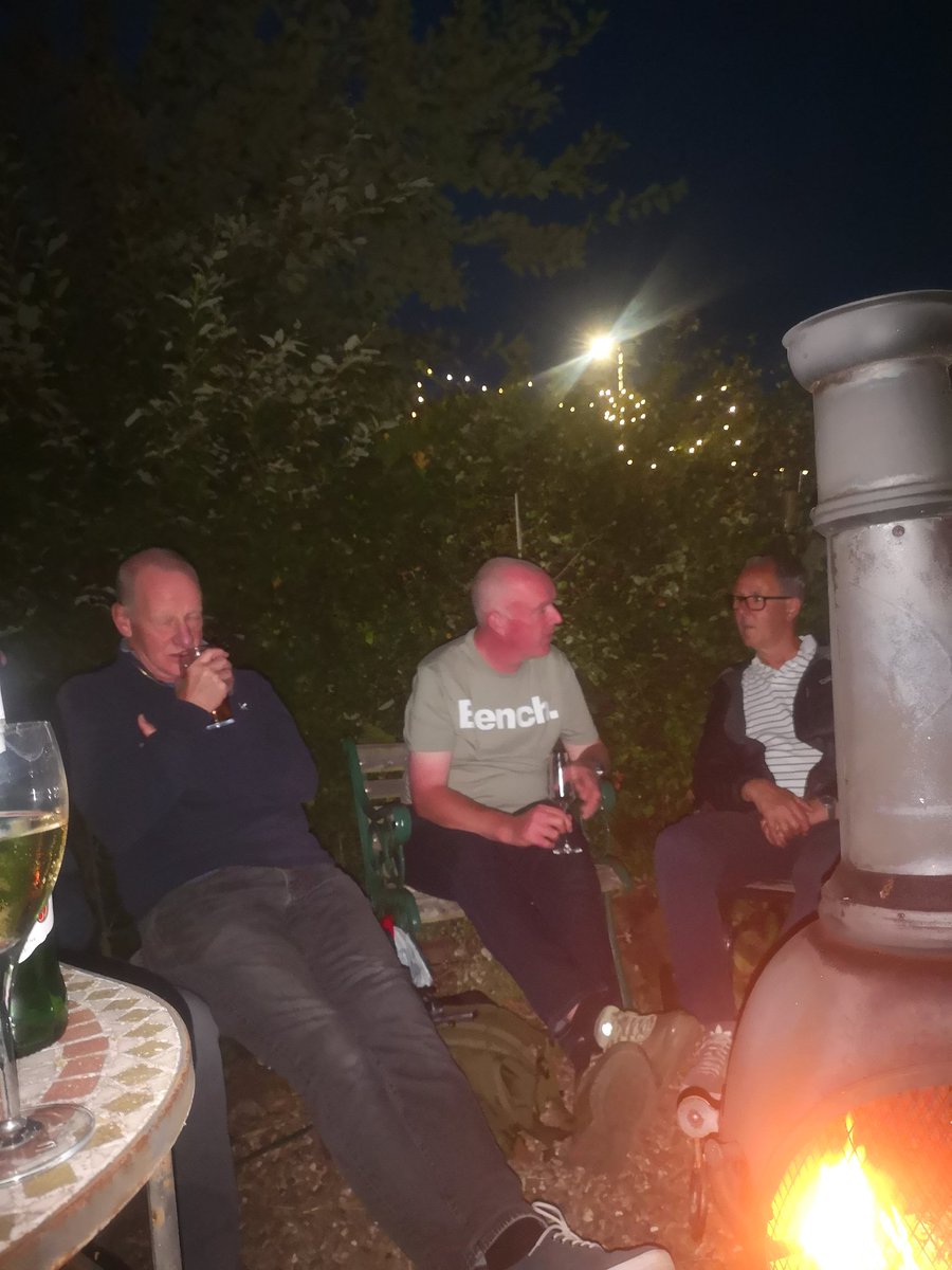 AllanConlin's tweet image. You know it was a big night when you wake up at 6am at the bottom of the garden😱🤣😜 Big laughs last night at our annual birders BBQ. #Wirral #hungover