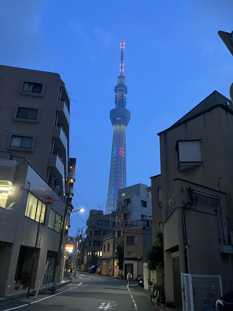 本日もご来店ありがとうございます

火曜水曜定休日
木曜不在日、ご利用いただけます
お会計は一階
<a href="/cafeikkA/">一軒家カフェikkA（イッカ）</a>まで