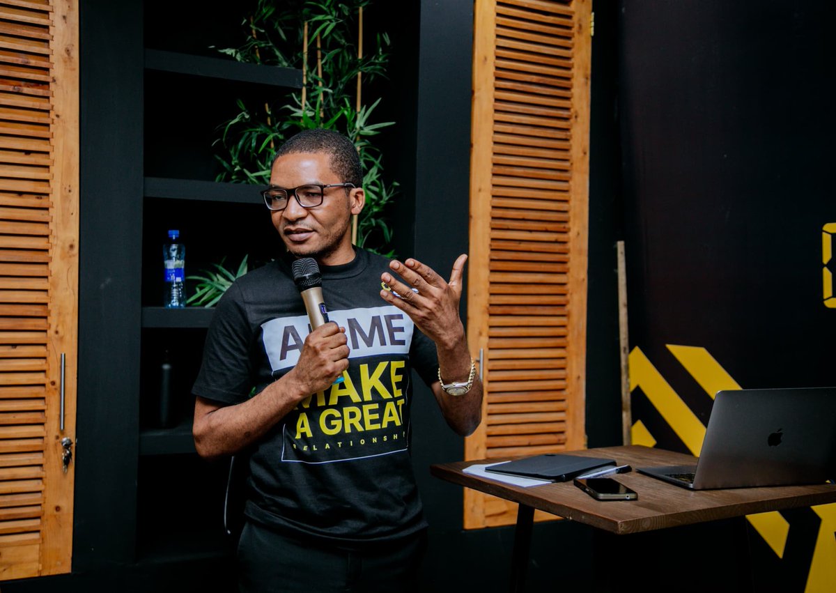 PR in Politics: Run by Devotees, Not Professionals

When loyalty takes the place of competence, PR loses its powerful role and becomes merely an echo chamber. The effect? Parties communicate at people rather than engaging with them

#PR #Projects2025

lothmakuza.co.tz/pr-in-politics/