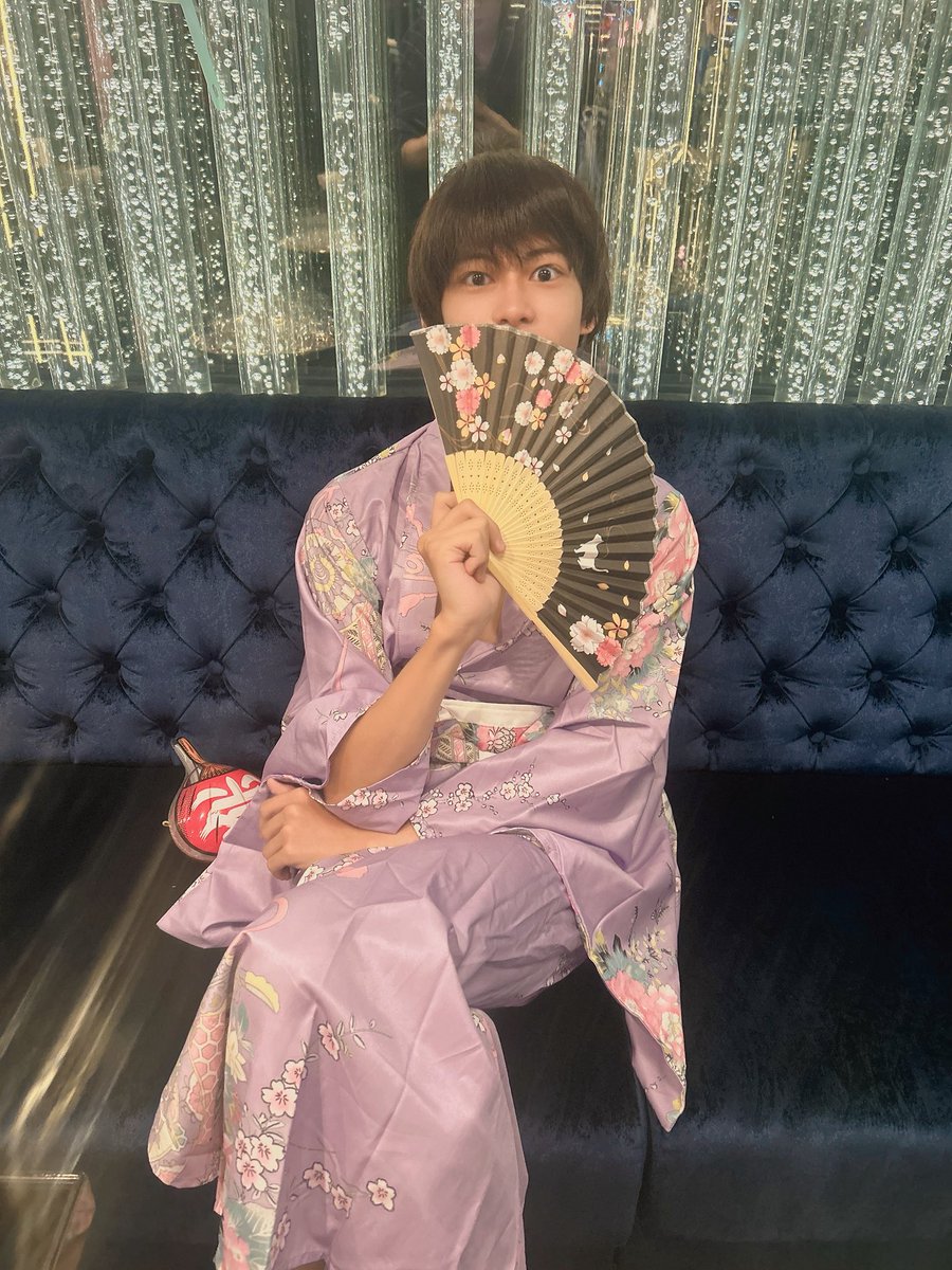 taiga_star1111's tweet image. 本日は浴衣Day
俺は今年は紫の浴衣でおるよん🔯
 #記録よりも記憶に残るホストクラブ