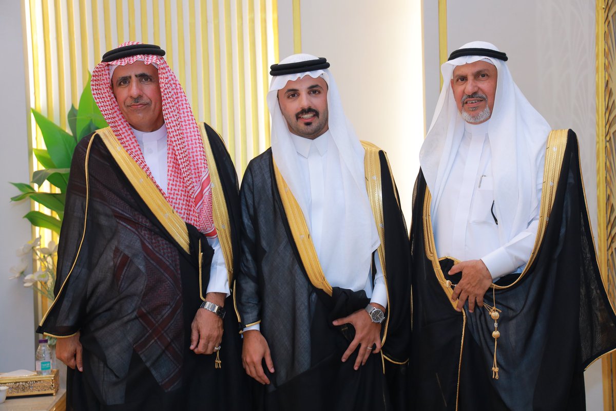 صور

حفل مرجي بن ختام الشكري السلمي

بمناسبة زواج ابنه الشاب محمد