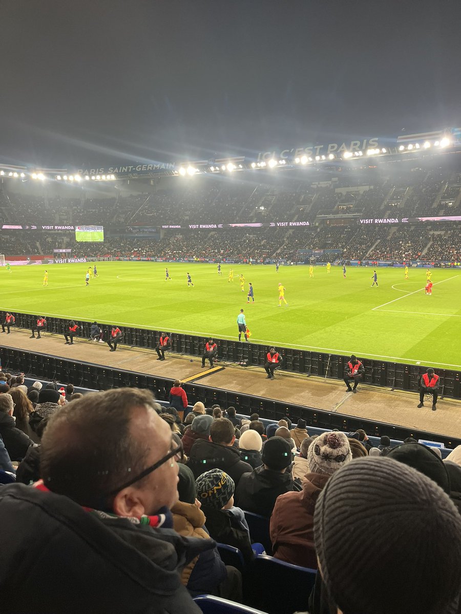 H TICKETS (@htickets_) on Twitter photo 🚨LOCATION ABONNEMENT PSG SAISON 25/26🚨
1 abonnement Accès 108 à louer 
Conditions :
- Accès à tous les matchs de la saison à domicile (toutes compétitions confondues)
- Possibilité de vendre sur ticketplace les matchs où vous n’êtes pas dispo 
MP si intéressés 🚨LOCATION ABONNEMENT PSG SAISON 25/26🚨
1 abonnement Accès 108 à louer 
Conditions :
- Accès à tous les matchs de la saison à domicile (toutes compétitions confondues)
- Possibilité de vendre sur ticketplace les matchs où vous n’êtes pas dispo 
MP si intéressés