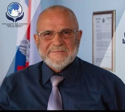 Alexender Ivanov, dénonce l’accointance entre un pays voisin et les terroristes : «L’équipement et les combattants passent par des sections mal gardées de la frontière de la Mauritanie vers le Mali»..news.abamako.com/h/301848.html