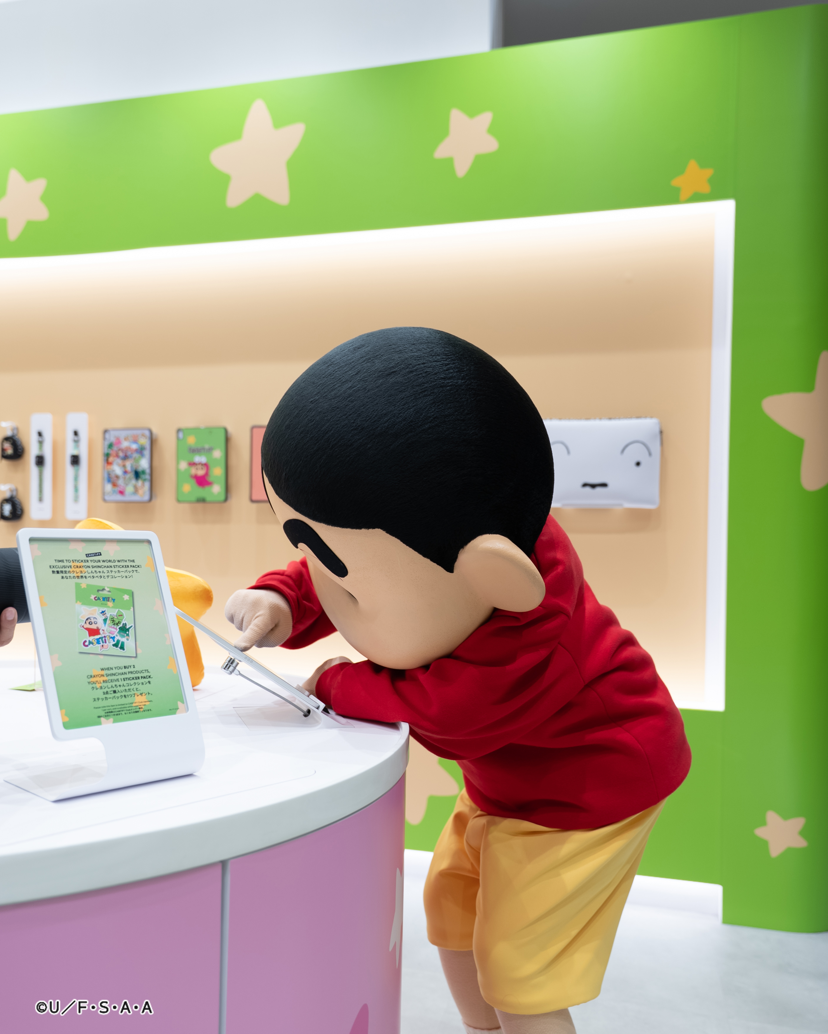 CASETiFYクレヨンしんちゃん スマホストラップ ケースティファイ