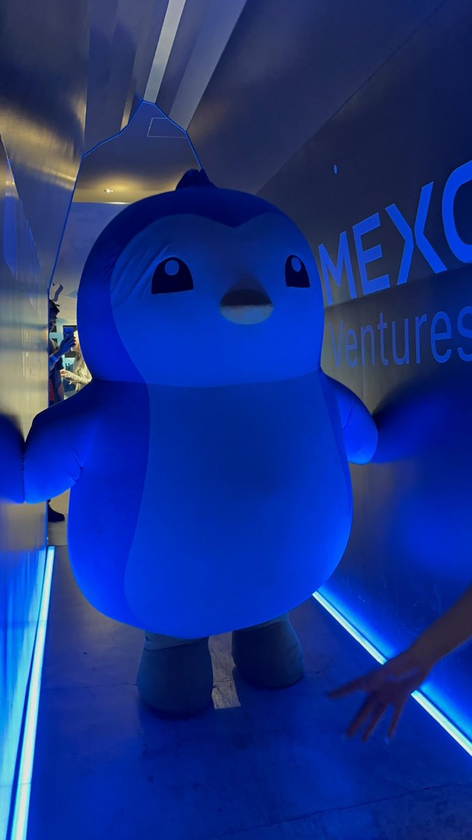 marimosphere✨Artist✨Curator✨NOX✨SUPERCHIEF✨NEKO✨VJ tweet media