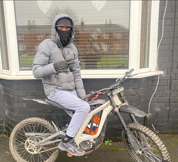 TylerSin01's tweet image. Good morning u pathetic losers 💦
Wake up and straight out on the bike 😎
Witch fag is going to lick my sweaty dirty shoes clean for me 💦
Don’t be shy and DM📥