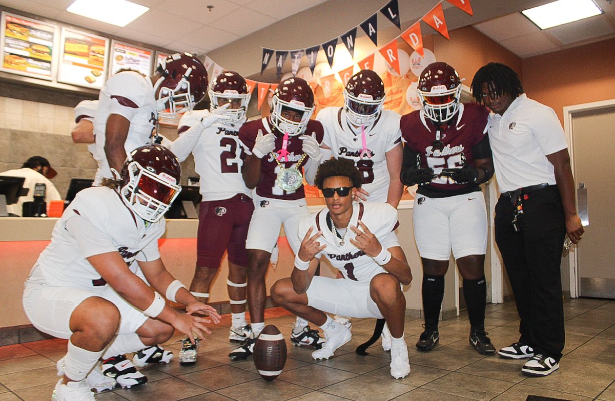 CoachXMaxwell's tweet image. ITS GAME WEEK!! 

#STP #FINISH

@LaneMartin78 @__MarcusFlowers @Jordan_Mosley23 @cfanninwhite11 @_Nick_Rodriguez @GiovanniAyala_