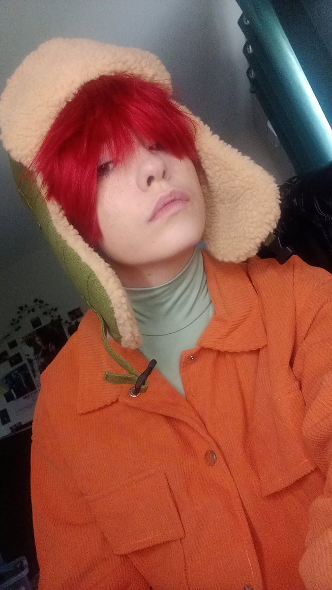 first time ever posting im scared LOL.. i just got my kyle cosplay 🤗🤗🤗 I'm thinking i need a new turtleneck thing??