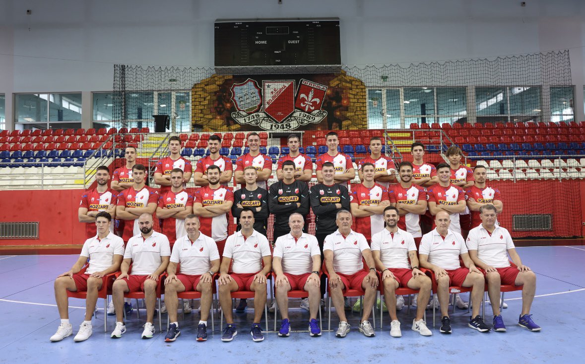 yugahand's tweet photo. 2025-26 season⚪️🔴

9月から新シーズンが始まります！
新しいチーム新しい国でのシーズン楽しんで頑張ります！💪 https://t.co/imrEF2TOTx