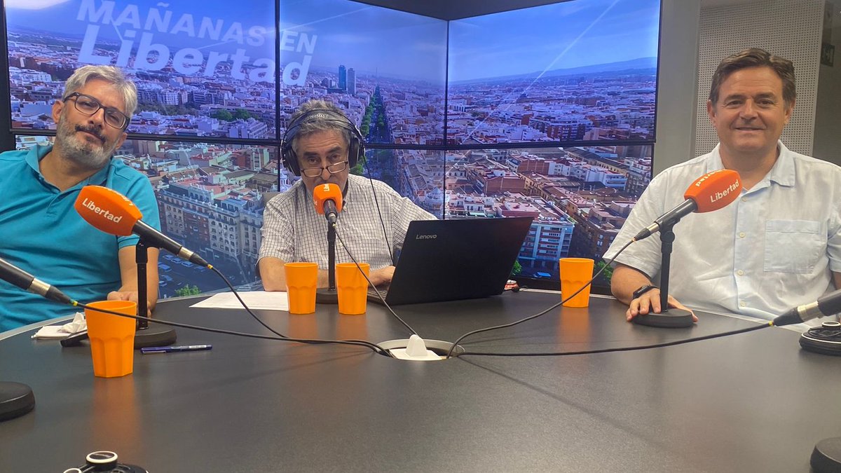 Radio Libertad (@radiolibertades) on Twitter photo 🚨 No te quedes sin escuchar #MañanasEnLibertad de
<a href="/ldpsincomplejos/">Luis del Pino</a>, en el que hemos contado con <a href="/MarioNoyaM/">Mario Noya</a> y <a href="/jaimeberenguer/">Jaime de Berenguer</a>.
➡️ Si te perdiste algún momento del episodio de hoy visita nuestro canal de <a href="/YouTube/">YouTube</a>.
⬇️⬇️⬇️
youtube.com/watch?v=GPibDn… 🚨 No te quedes sin escuchar #MañanasEnLibertad de
<a href="/ldpsincomplejos/">Luis del Pino</a>, en el que hemos contado con <a href="/MarioNoyaM/">Mario Noya</a> y <a href="/jaimeberenguer/">Jaime de Berenguer</a>.
➡️ Si te perdiste algún momento del episodio de hoy visita nuestro canal de <a href="/YouTube/">YouTube</a>.
⬇️⬇️⬇️
youtube.com/watch?v=GPibDn…