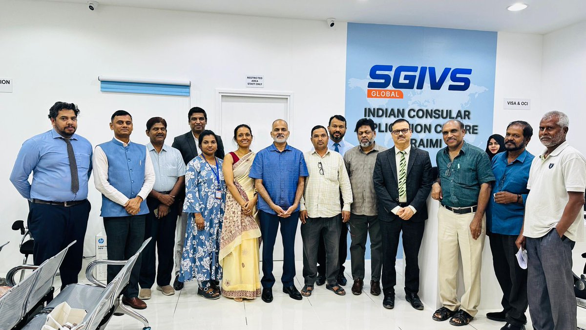 sgivsglobal's tweet photo. SGIVS organized a consular camp in Al Buraimi with HE Ambassador Srinivas and senior embassy officials, focusing on the welfare of Indian blue-collar expatriates.

#SGIVS #Oman #ICAC #passportsevamea #CPVIndia #meaindia1 #Indemb_Muscat #consularcamp https://t.co/B9Q6LAIqYu