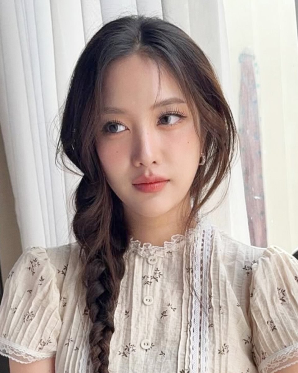 itsbecfreen_'s tweet image. obsessed with her face 🤌🏻🤌🏻🤌🏻❤️‍🩹