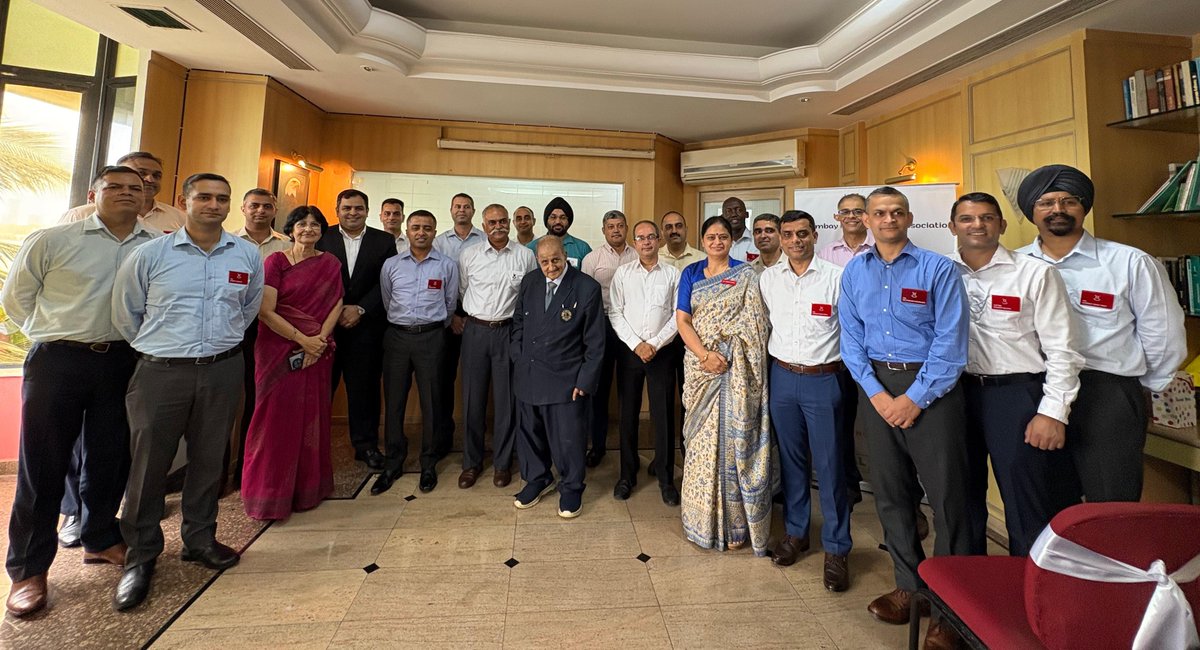 𝗕𝗮𝘁𝘁𝗹𝗲𝗴𝗿𝗼𝘂𝗻𝗱𝘀 𝘁𝗼 𝗯𝗼𝗮𝗿𝗱𝗿𝗼𝗼𝗺𝘀

Businesses today are navigating turbulent times, shaped by a shifting geopolitical landscape and rapid technological advancements. These forces are compelling organisations to transform, while simultaneously widening