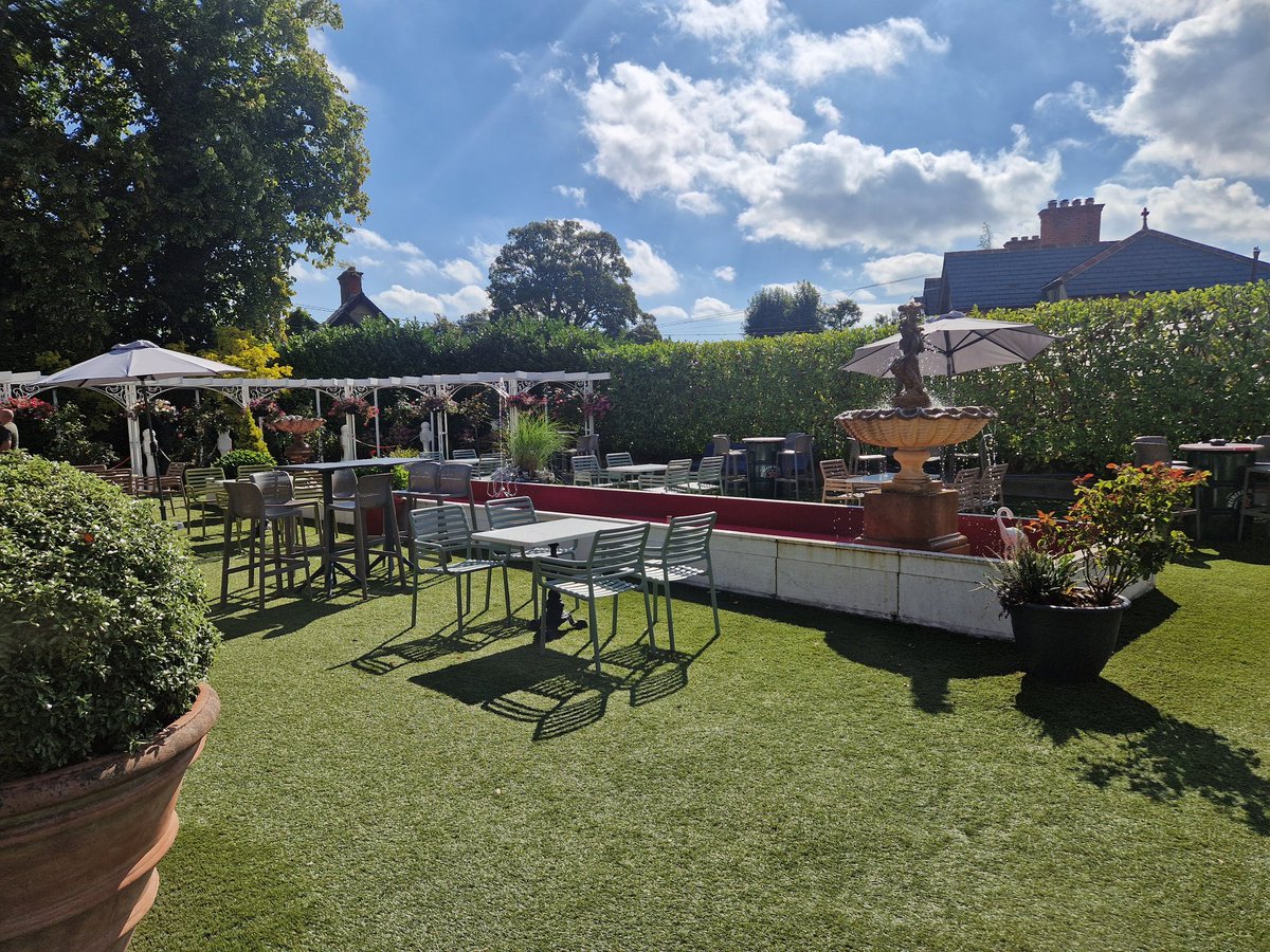 Alison Durkin tweet media