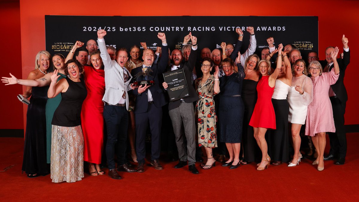 ACarbinesMP's tweet photo. Congratulations to @Country_Racing award recipients - great people, amazing clubs, making it happen at race meetings, cups &amp; events across the state. We are proud of all you do supporting 9,000 full time jobs, tourism &amp; super race day experiences. #CRVAwards #LikeNothingElse https://t.co/c85GffONL8