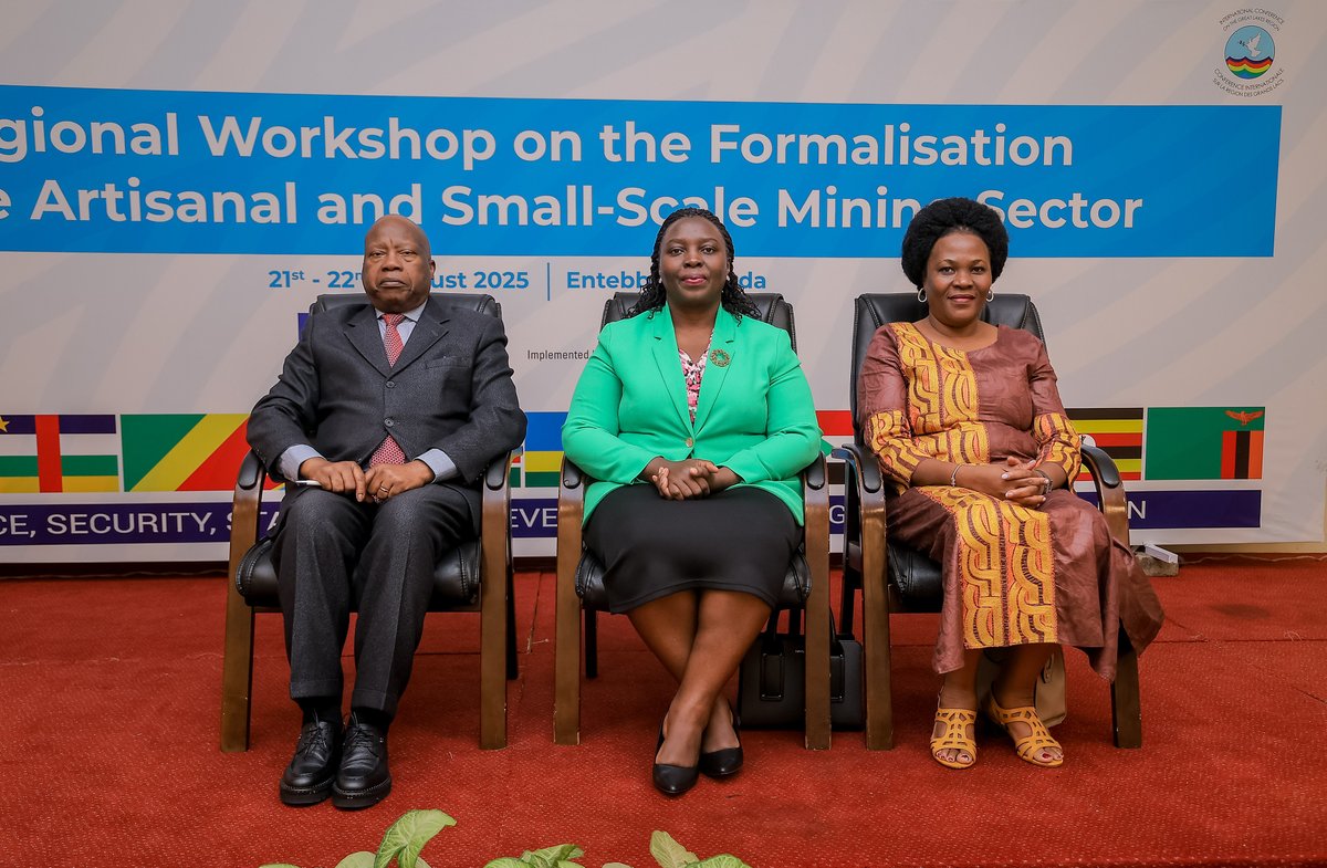 devsol_ltd's tweet photo. DEVSOL Consulting joined @ICGLR_Secretariat, ASM &amp; Gender Experts to review the revised ICGLR Regional Guide for ASM Formalisation. https://t.co/zz41xBUil8