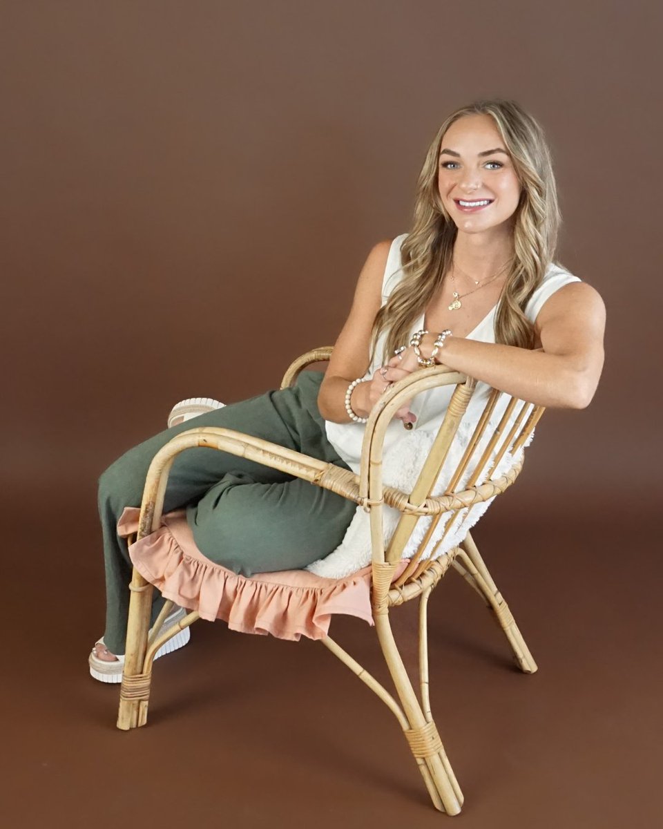 Meet Elizabeth, a Clinical Mental Health Counseling student at Compass from August 2025 to May 2026. Elizabeth is accepting new clients. Call 308-237-4085 to schedule!