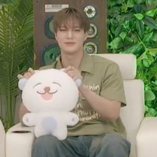 เหมือนกันเป๊ะ5555555555555