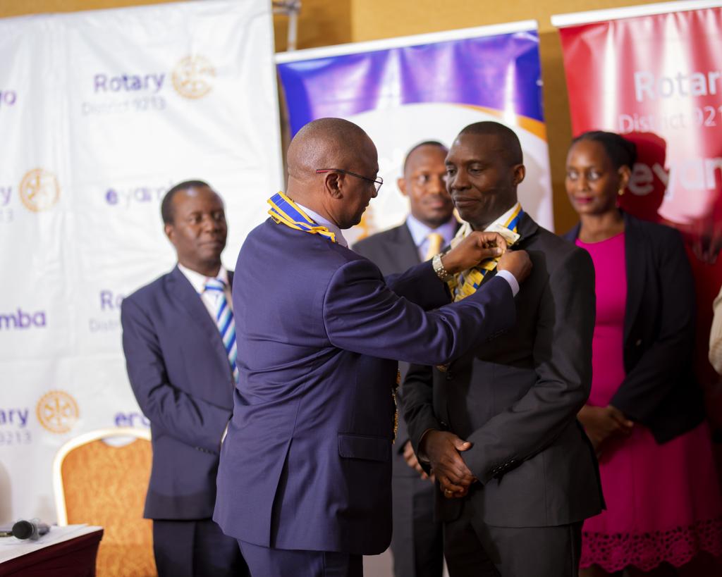 Last week, the <a href="/RotaryKiwatule/">Rotary Club of Kiwatule</a> had the honors of hosting <a href="/GKitakule/">Geoffrey M. Kitakule</a> the <a href="/dgrotaryd9213/">DG Geoffrey Martin Kitakule</a> as he made his maiden visit to our Club.
Mr. Kitakule commended Kiwatule as one of the largest Clubs in the district and most vibrant with 126 members.
#RotaryEyamba #unite4good