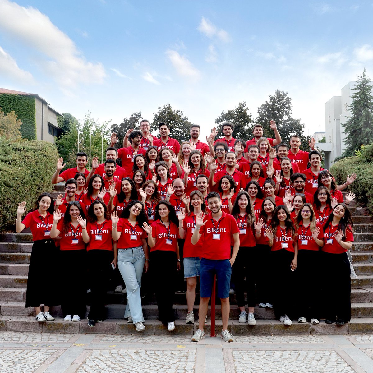🎓 Artık Bilkentlisin!
🧭 YKS’deki başarınla yeni bir yolculuğa adım attın.
Bilkent ailesi olarak seni heyecanla bekliyoruz. 💙❤️

Kayıt Bilgileri: w3.bilkent.edu.tr/www/2025-2026-…