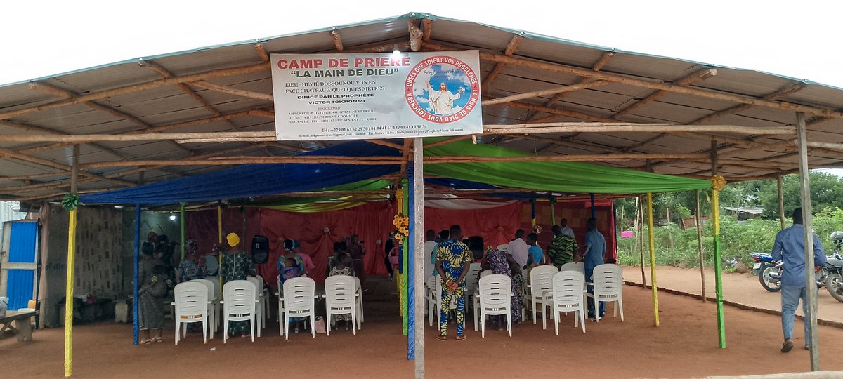 evg_victor's tweet photo. 🕊️ Ici, les vies changent, les chaînes tombent et les prières reçoivent des réponses.
CAMP DE PRIÈRE LA MAIN DE DIEU – HÊVIÉ DOSSOUNOU
La Main de Dieu 🙏

#Foi #Prière #LamaindeDieu https://t.co/4Uk827L5t0