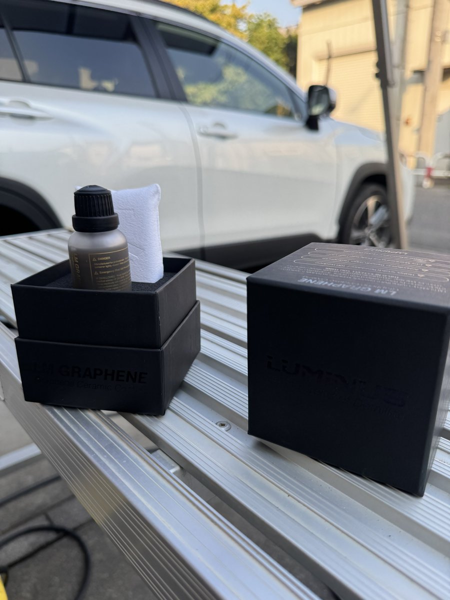 haru_Detailing's tweet photo. 今回のコーティングは…LUMINUS
LM GRAPHENE (小瓶)✨
もはや、何も言うことは…ありません😂
非常にわかりやすく、ザ、コーティングです。
シローラクロスになれたと思います😎
#LUMNUS
#LMGRAPHENE
#kyotodetail https://t.co/Y5W4JSYEYG