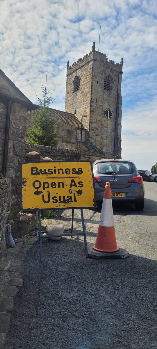 lycra lout tweet media