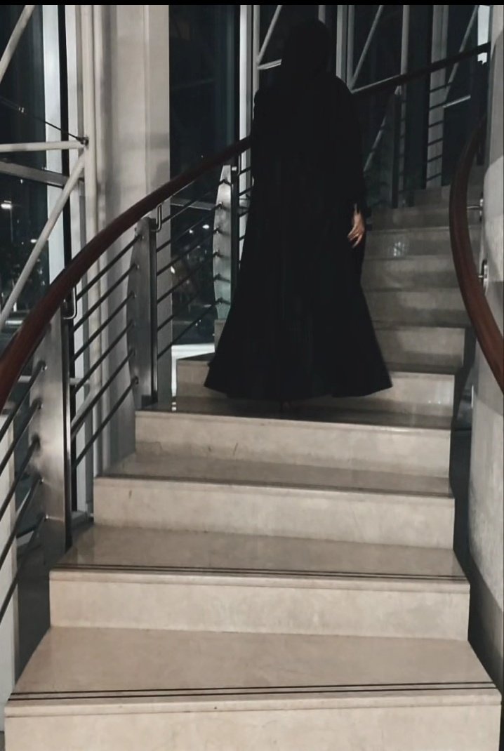 DITENGAH SEGALA KERAGUAN
              ALLAH BERBISIK...

"LANJUT SAJA,  AKU BERSAMAMU"

🦋