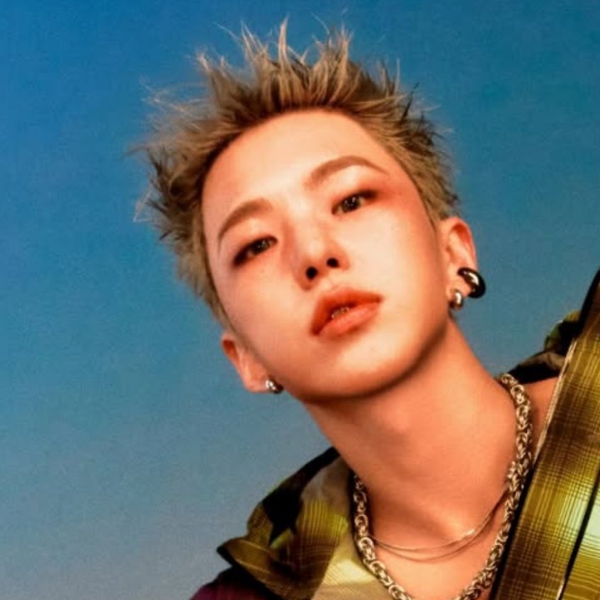 점이랑 앞니보니까 이때 화보 찍은건가바 듀