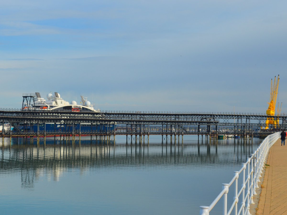 APHuelva's tweet image. 🌐 El #PuertodeHuelva, pionero en España tras incorporar los primeros proyectos de #IA a la Plataforma de Inteligencia Artificial para Puertos (PIAP)

Destacamos el impulso que supone para el sector logístico-portuario la puesta en marcha de la #PIAP

➡ lc.cx/y8bp8W