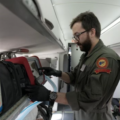 IBSCert_'s tweet photo. FP-C Pre-Flight medical equipment check with @naifalkuraydili
#medevac #airambulance #flightparamedic #aviation #atr #flightmedic #saudi #saudiarabia #naifalkuraydili #medicalfly #fpc #criticalthinking #team #teamwork #FPC #IBSC https://t.co/xNM4YKtl6H