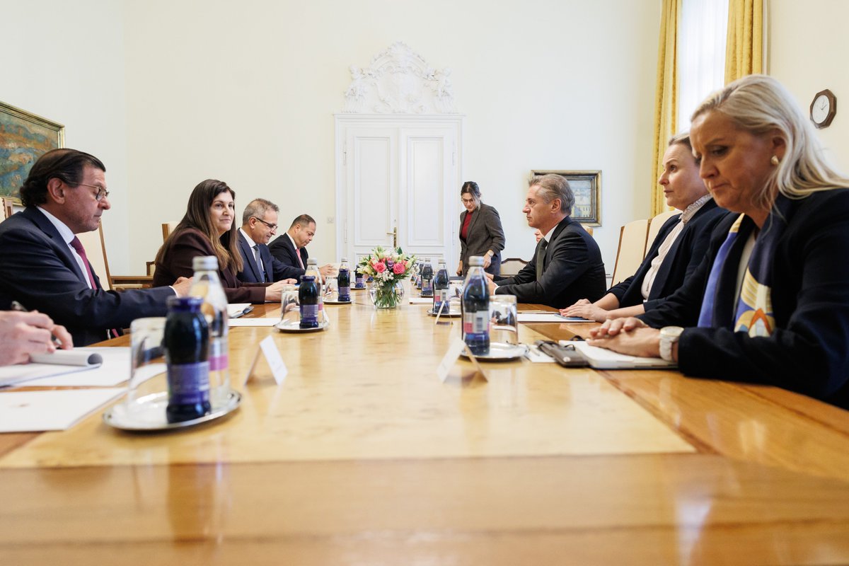 Vlada Republike Slovenije (@vladars) on Twitter photo Prime Minister 🇸🇮 Robert Golob in the meeting with <a href="/VarsenAghShahin/">Varsen Aghabekian Shahin</a> emphasizing there is no other solution than the two state solution and the need to remain human in the meantime.
Slovenia will continue with its strong support for the Palestinian cause. Prime Minister 🇸🇮 Robert Golob in the meeting with <a href="/VarsenAghShahin/">Varsen Aghabekian Shahin</a> emphasizing there is no other solution than the two state solution and the need to remain human in the meantime.
Slovenia will continue with its strong support for the Palestinian cause.