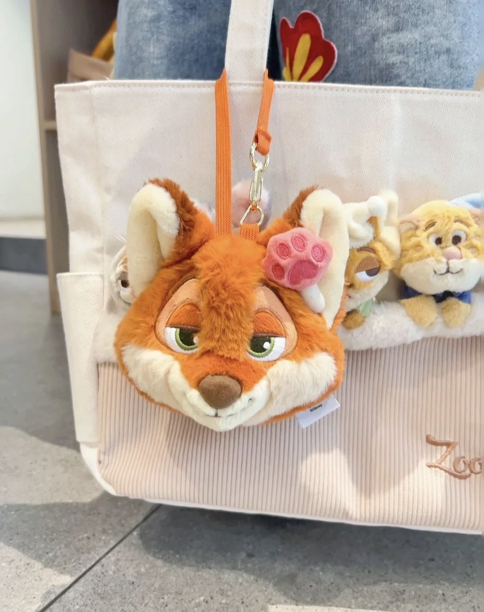 Peepinkshop's tweet image. พวงกุญแจนิคจูดี้ด้านหลังมีช่องซิปใส่ของจุกจิกได้ลิขสิทธิ์แท้ ขนนุ่มน่ารัก SALE 200.- มัดจำ50%