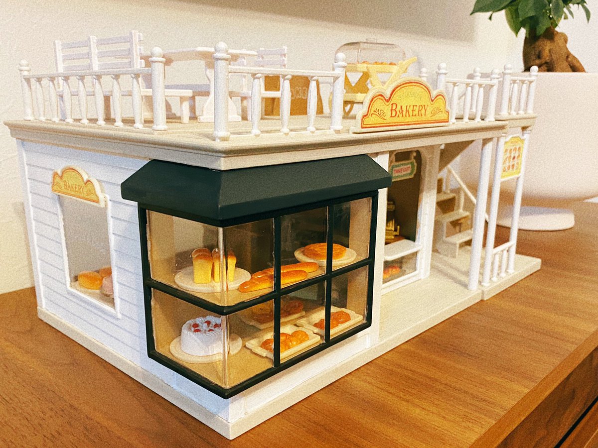 わたしが夜な夜なリペイントしたシルバニアでも見てってよ
←before                     after→