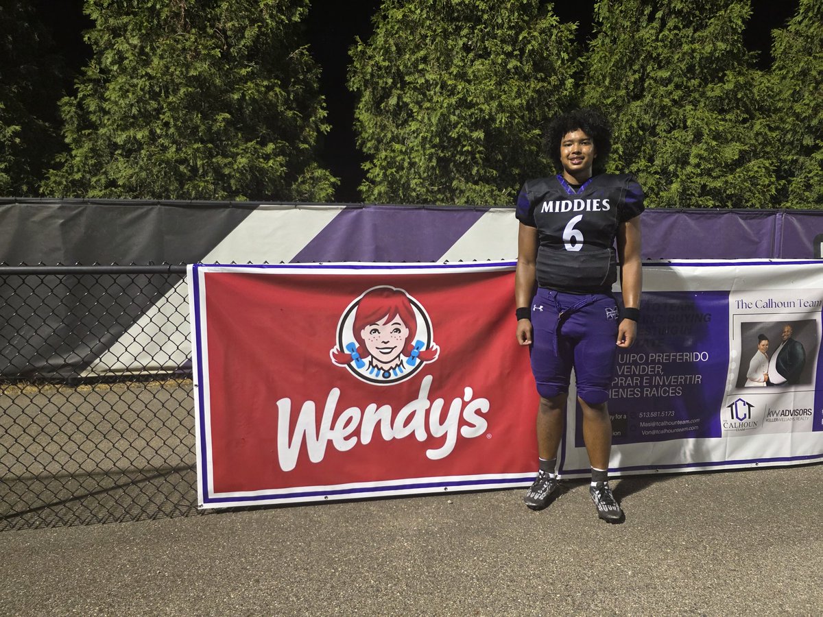 Congrats to our Wendy's of Middletown WEEK 1 Player of the Game!

QB - Jojo Ward (SR)
16/16
238 yards passing
126 yards rushing
4 total touchdowns

#Exit32