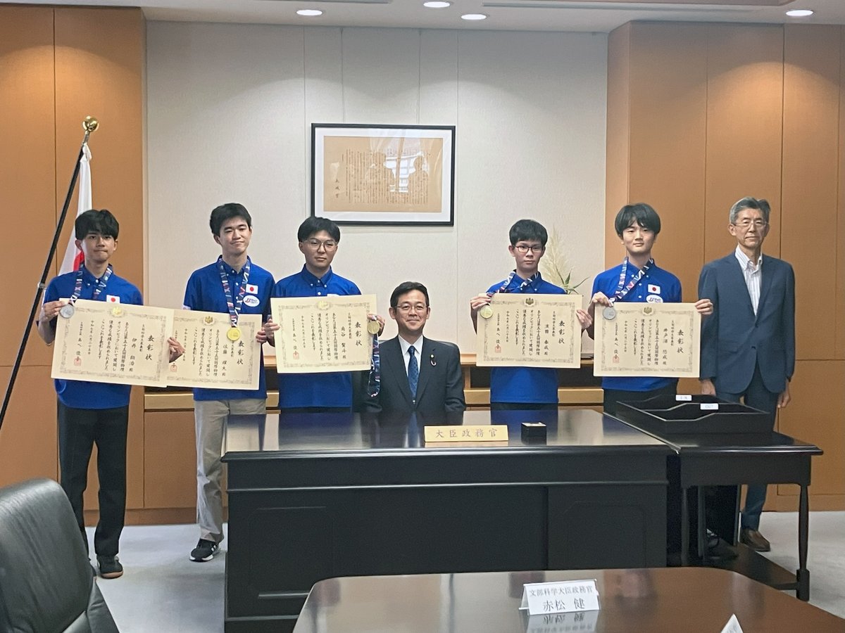 赤松 健 ⋈（参議院議員／漫画家） tweet media