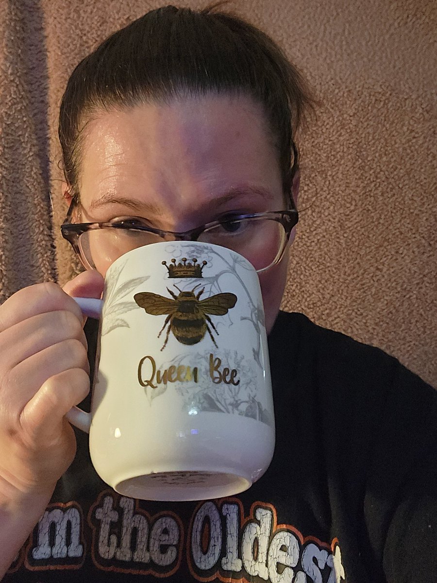 Jenn Montgomery (@thiscrazychaot1) on Twitter photo 