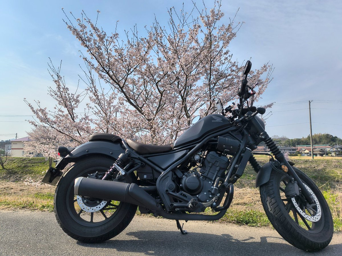 性別：男
住み：広島県
車種：レブル250
好き：カメラ　ゴルフ　ドライブ
一言：ツーリング仲間増やしたいです！
 気軽によろしくお願いします🙏

#バイク乗りとして軽く自己紹介
#バイク好きと繋がりたい
#バイク乗りと繋がりたい 
#広島